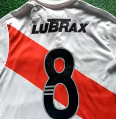 Camiseta titular 2011 #8 en internet