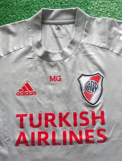 Remera de entrenamiento 2021 #MG en internet