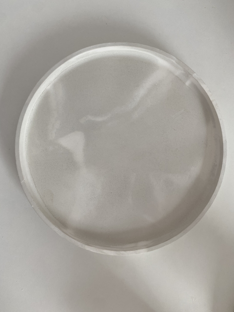 Bandeja Redonda Marmorizada bege acinzentado com branco