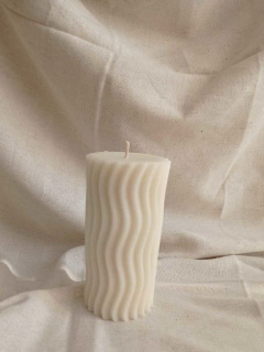 Vela Pilar Curvas Branca - comprar online