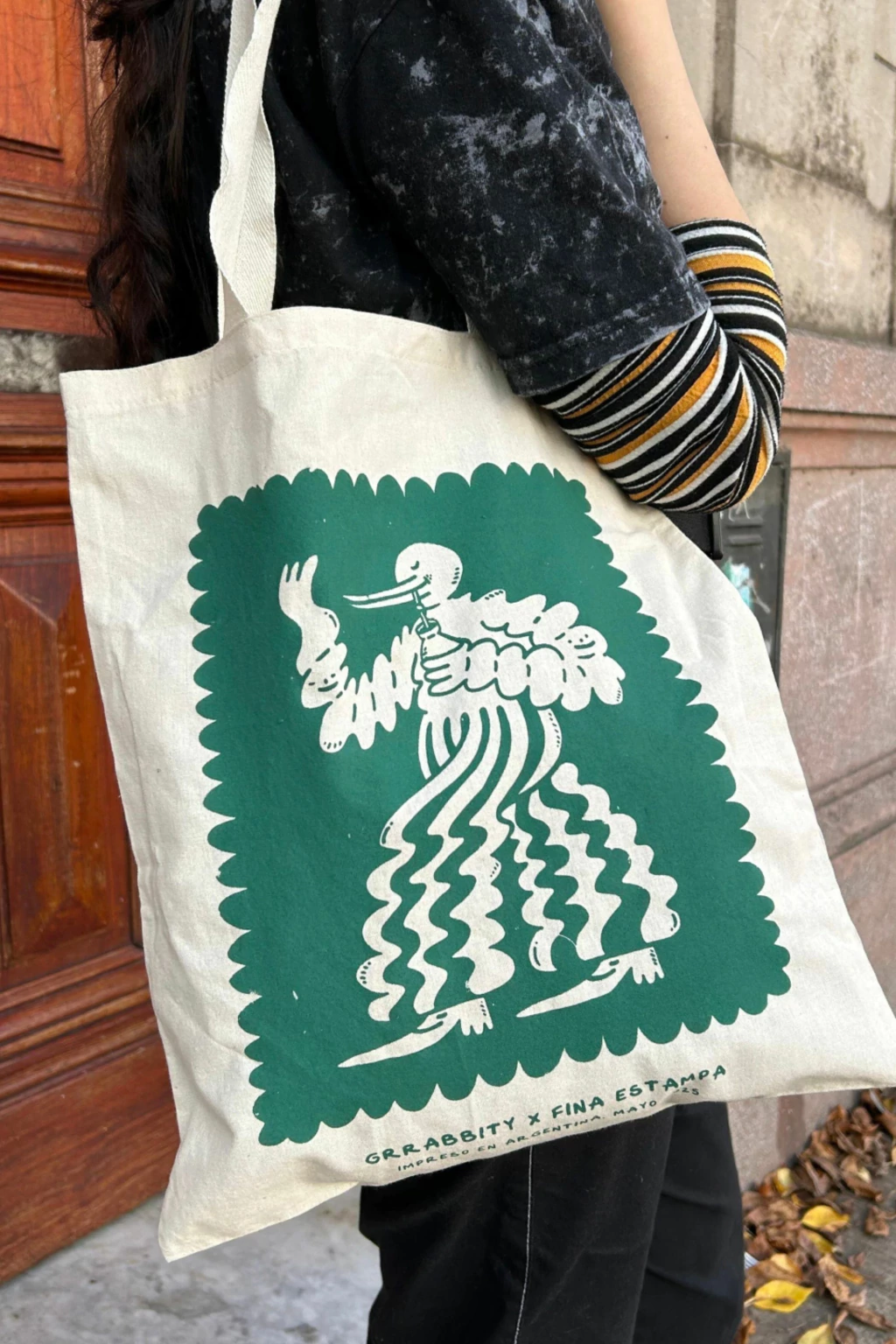 Tote Pato con matecito