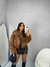 Jaqueta Feminina Peluciada Com Detalhes Em Couro Moda Blogueira - Ilha do Charme - Sua Loja de Roupas e Moda Feminina