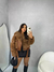 Jaqueta Feminina Peluciada Com Detalhes Em Couro Moda Blogueira - loja online