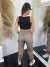 Calça Cargo Jogger Tactel Feminina Com Correntes e Detalhes Refletivos na internet