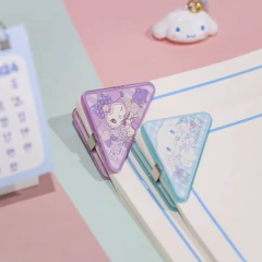 Kit com 4 Binder Clips Triangular Personagens - comprar online