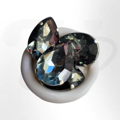 Gemas gota brillosas con base 18x25 x 10 unidades en internet