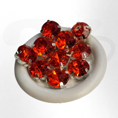 Gemas redondas brillosas con base 10mm x 25 unidades