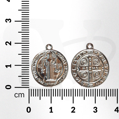 Dije medalla san benito x 25 grs