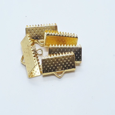 Piraña 16mm dorado x 50 unidades