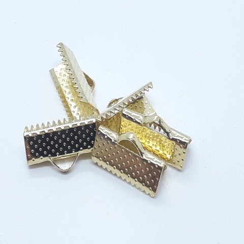 Piraña 16mm dorado claro x 50 unidades