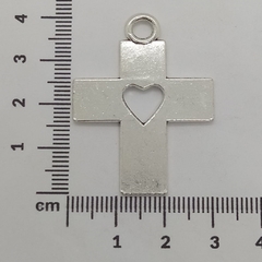 Dije cruz grande con corazon