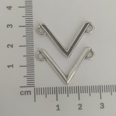 Dije conector en forma de V doble enganche x 25 grs.