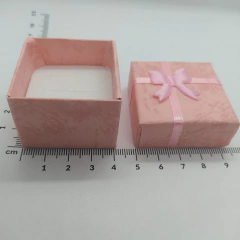 Cajita decorada 4cm x 4cm en internet