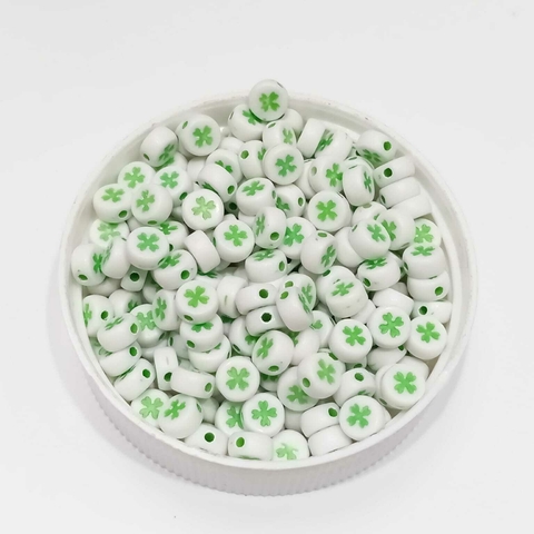 Acrílicos infantiles pastillas 4 X 7 mm trebol x 25grs - comprar online