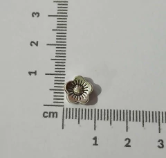 Pasante flor x 25grs 8x8mm