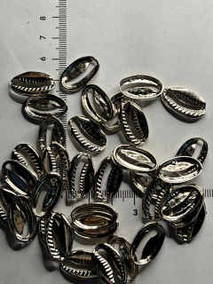 Dije buzios grandes x25gramos en internet