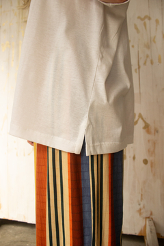 Camiseta oversize Vento no cabelo - loja online