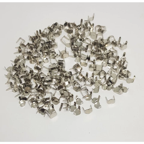 Acabamento de Amassar de Metal 5mm Prata 50 Und