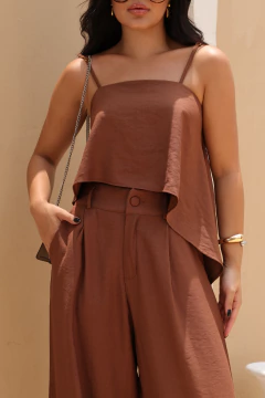 Conjunto bruna na internet