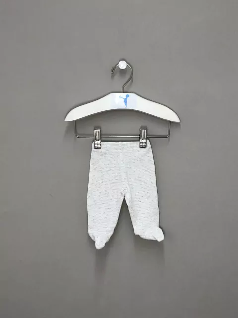 Calça Carter's listrada Bebê