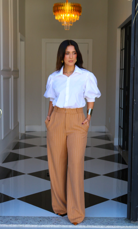 Calça Pantalona Lais - Cor Mocha Mousse. - comprar online