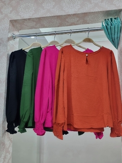 Blusa Mary na internet