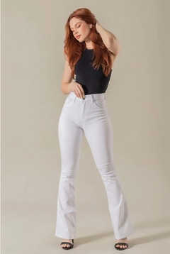 Calça Sarja Branca Flare