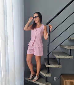 Conjunto Colete + Shorts na internet