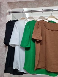 Blusa Bata na internet