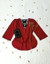 Camisa vermelha escura transpassada com renda - GG