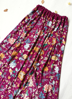 Saia longa violeta floral com fenda - P/M - Themargare