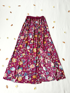 Saia longa violeta floral com fenda - P/M