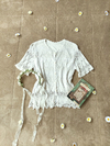 Blusa preciosa de renda com botões - P