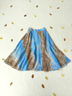 Saia midi godê de azul floral e oncinha - M
