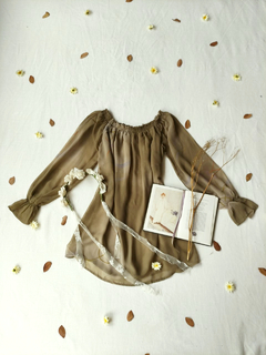 Blusa bege ciganinha mangas bufantes - GG