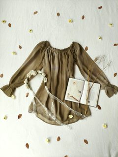 Blusa bege ciganinha mangas bufantes - GG
