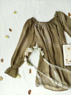 Imagem do Blusa bege ciganinha mangas bufantes - GG