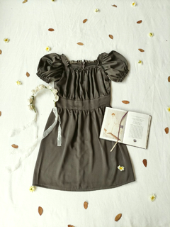 Vestido de cetim cinza princesa - M