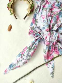 Blusa cropped camisa de amarrar rosa floral - P na internet