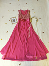 Vestido longo festa rosa evasê com renda - G