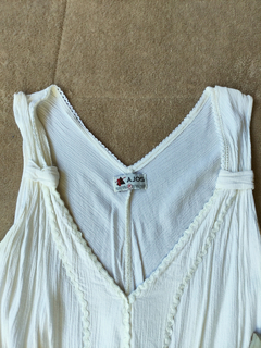 Blusa off white branca amassadinha - P