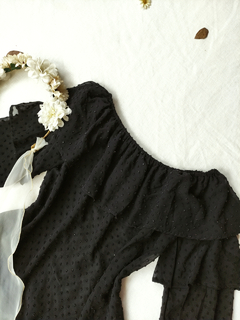 Blusa preta poá mangas bufantes - M - comprar online