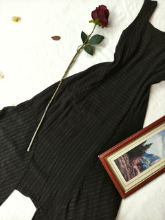Vestido preto assimétrico Rubinella - P - Themargare