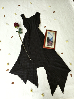 Vestido preto assimétrico Rubinella - P - Themargare