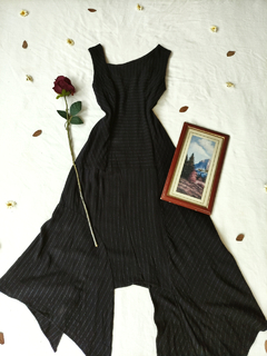 Vestido preto assimétrico Rubinella - P na internet