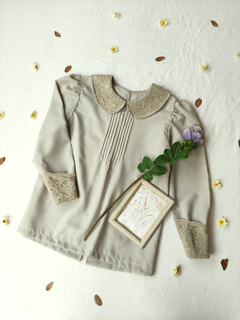 Blusa bege vintage mangas bufantes - GG - comprar online