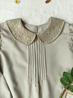 Blusa bege vintage mangas bufantes - GG na internet