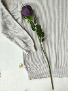Suéter de tricot creme bordado a mão - G - Themargare