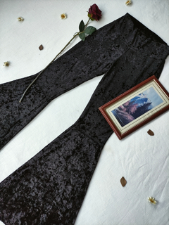 Calça preta de veludo molhado flares - M/G - loja online
