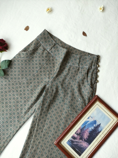 Calça bermuda feminina flare verde - M - loja online